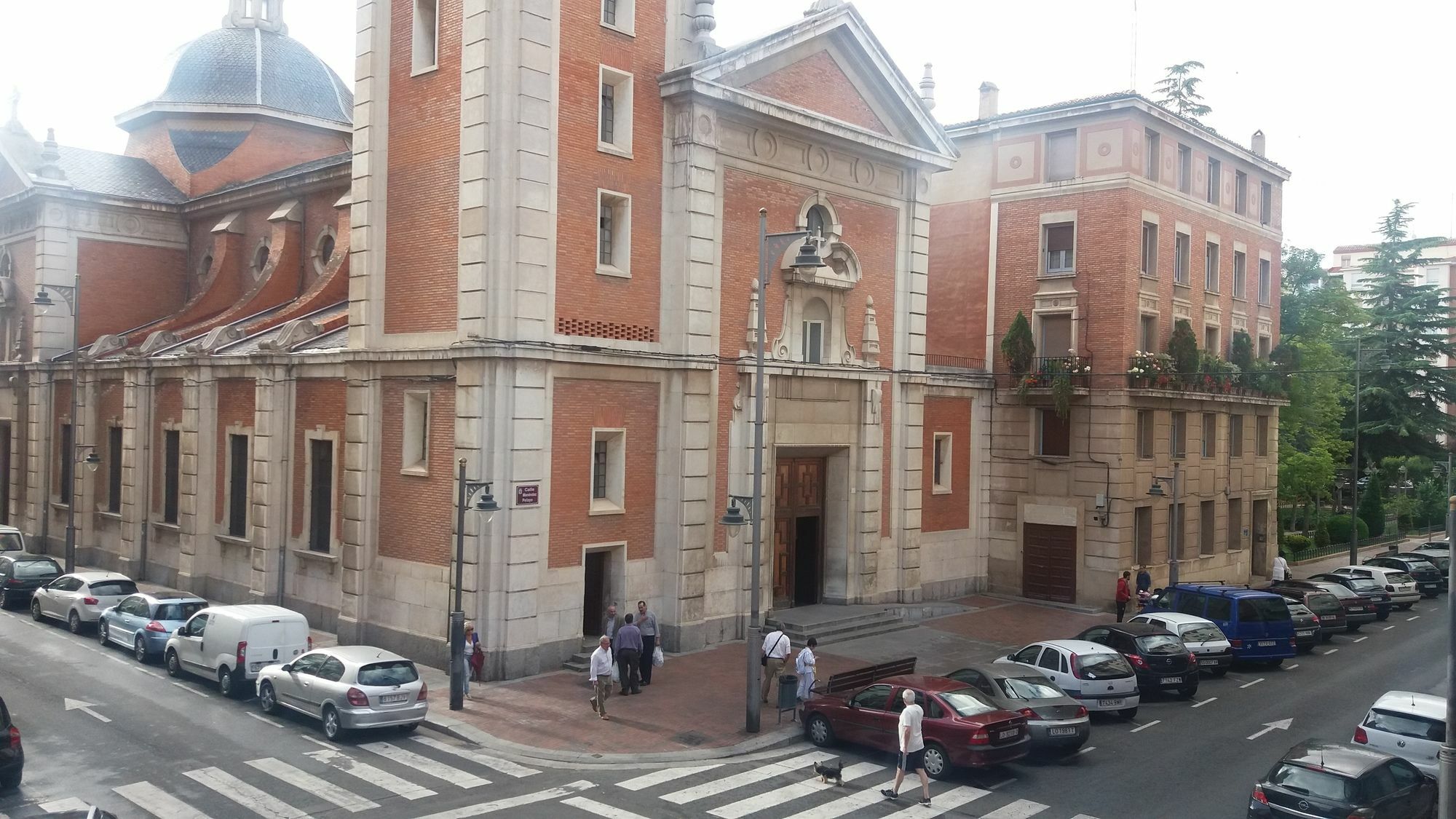 Pensión Calfred II Logroño Exterior foto